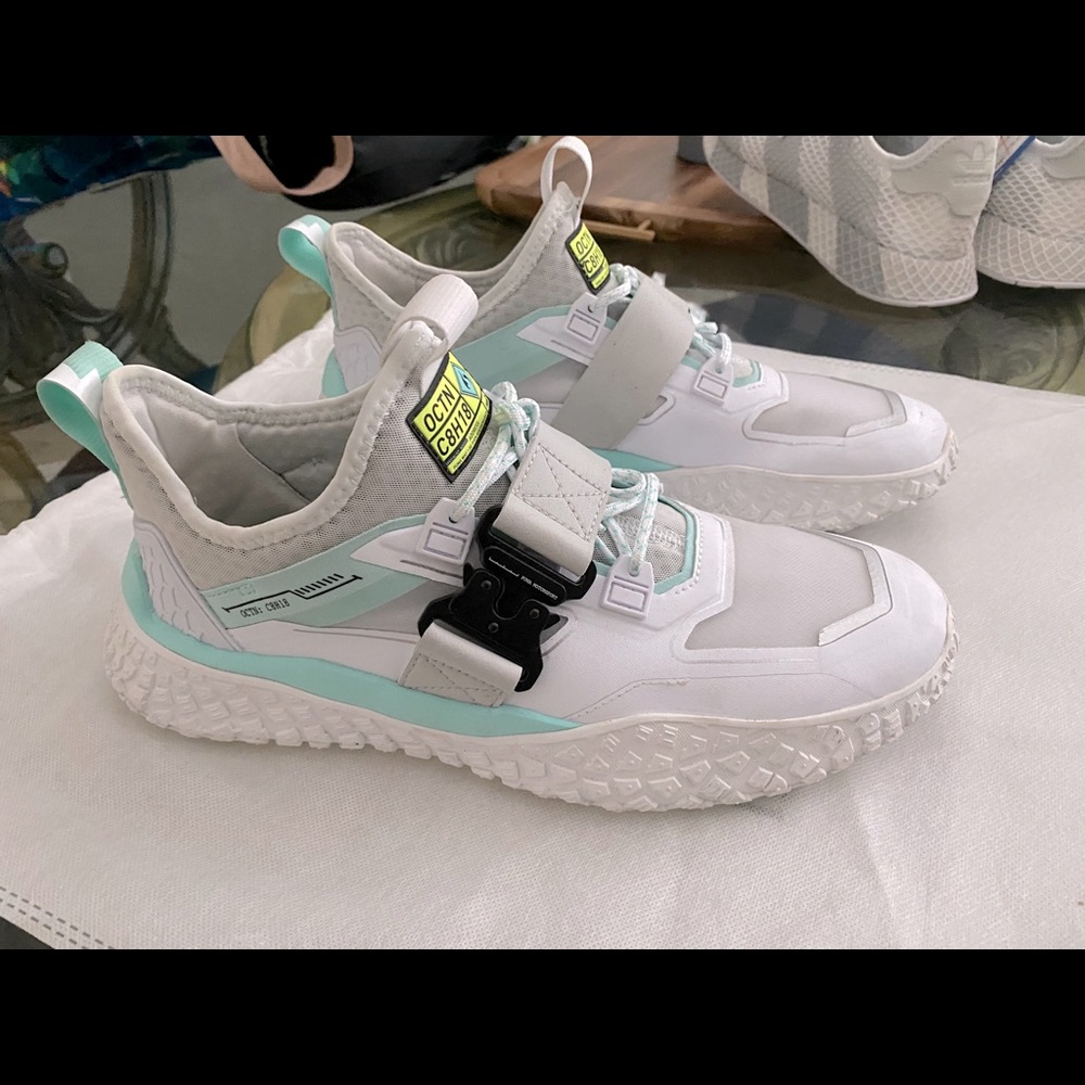 Puma OCTN Sneakers